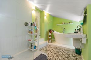Bathroom- click for photo gallery